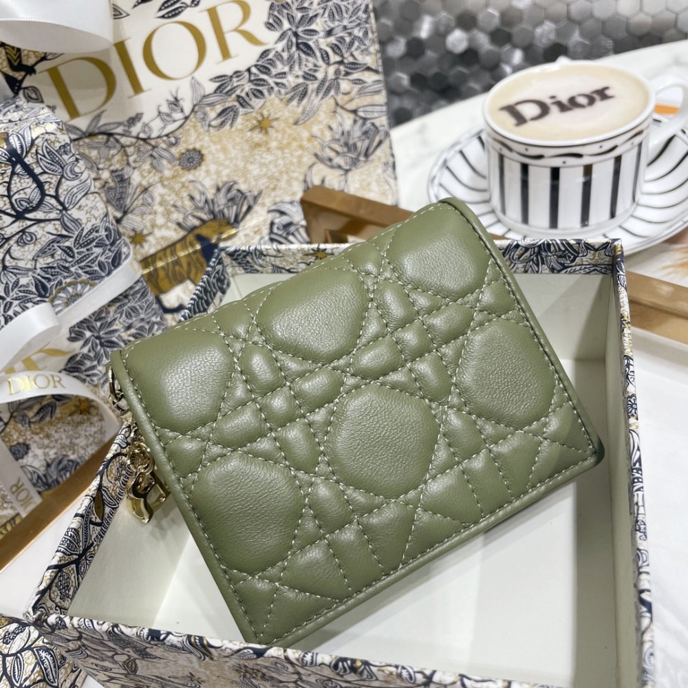 디올 까나쥬 레이디 미니 반지갑 카드지갑 S0178ONMJ