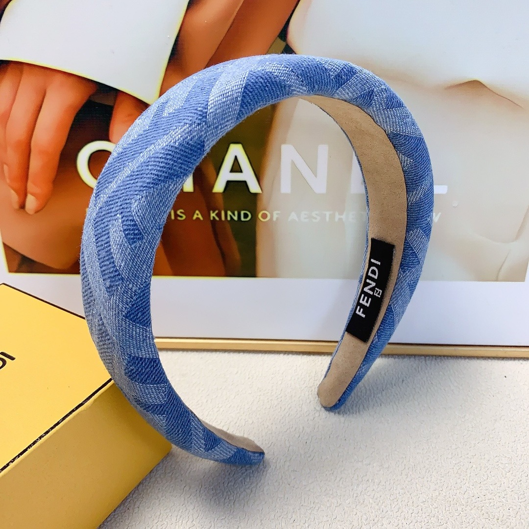 펜디 데님 로고 머리띠