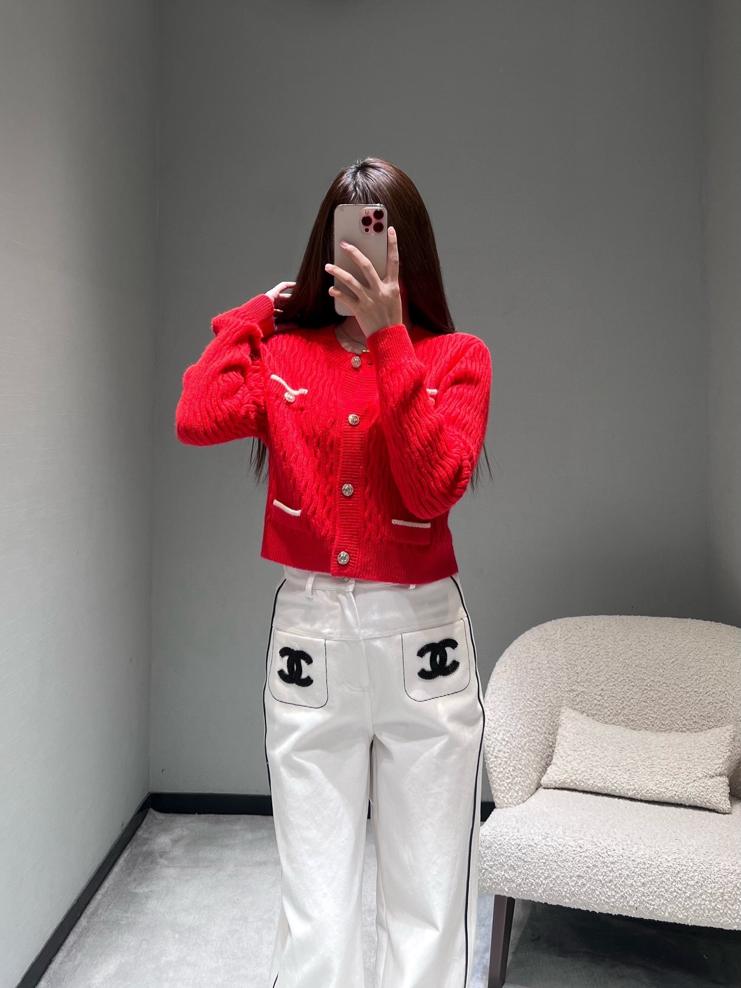 샤넬 26SS 신상 한정판 레드 가디건