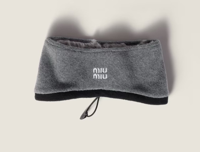 미우미우 후리스 융털 헤어캡