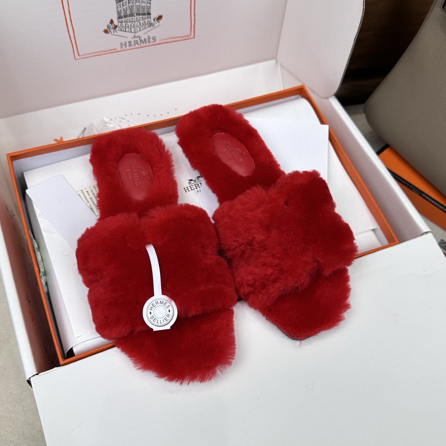 에르메스 오란 울 샌들