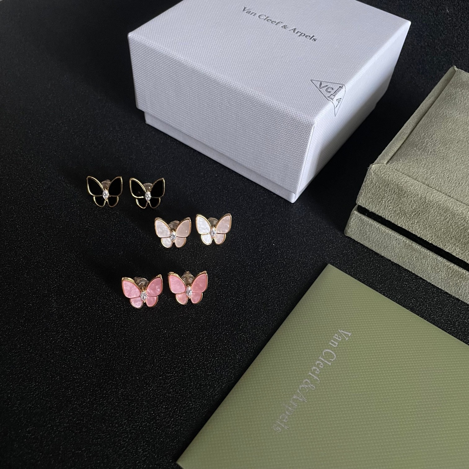 반클리프 투 버터플라이 이어링