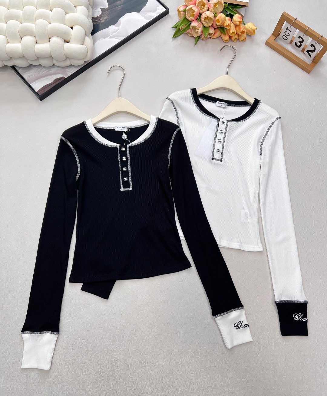 샤넬 신상 배색 긴팔