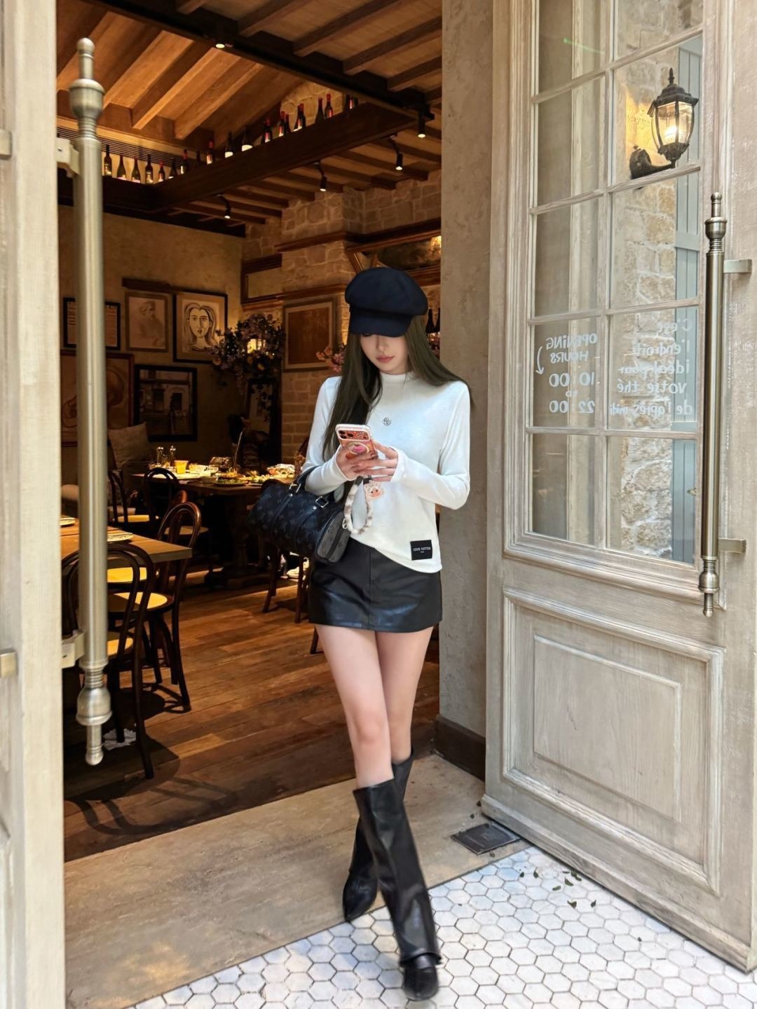 루이비통 25 신상 라운드 메탈 긴팔 상의