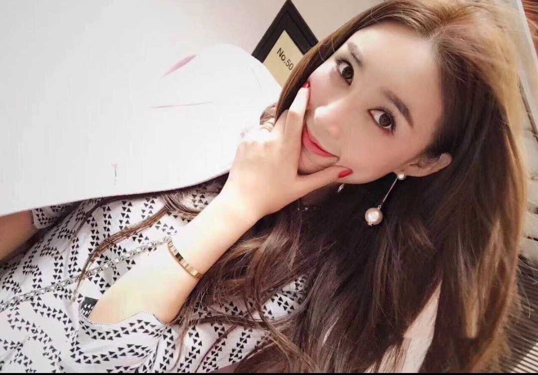 샤넬 클래식 진주 롱 이어링