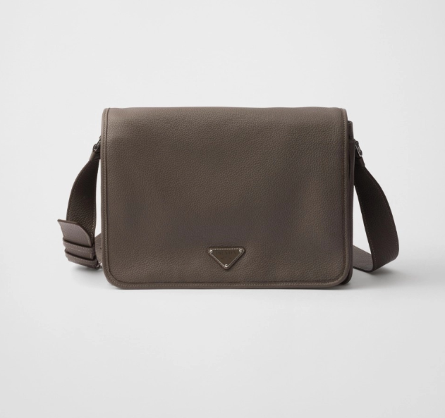 프라다 가죽 숄더백SALE