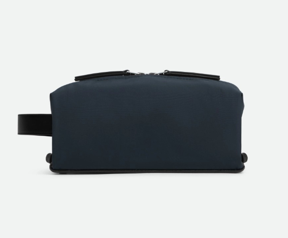 보테가 베네타 스몰 도쿄 워시백SALE