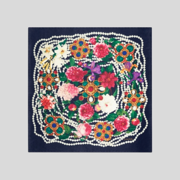 샤넬 플로럴 하이 주얼리 스카프