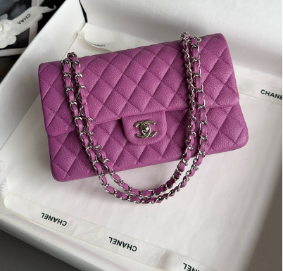 샤넬 2026 클래식 플랩백 미디엄 캐비어